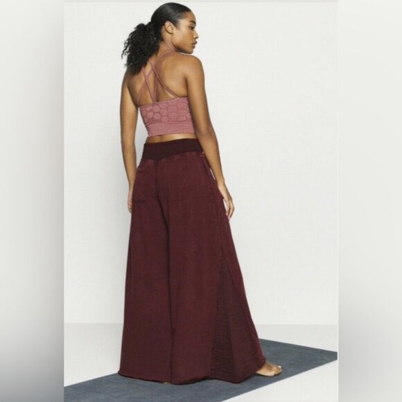 Free People FP‎ Movement Borderline Wide Leg Pants Wine Red Front Zipper size xs - Picture 3 of 9